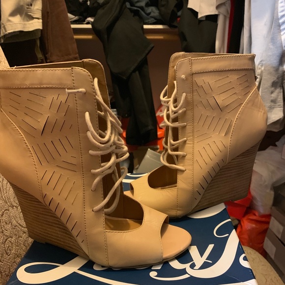 Wedges - Picture 2 of 3